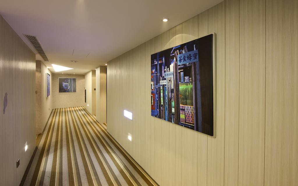 Hotelday Taichung Buitenkant foto