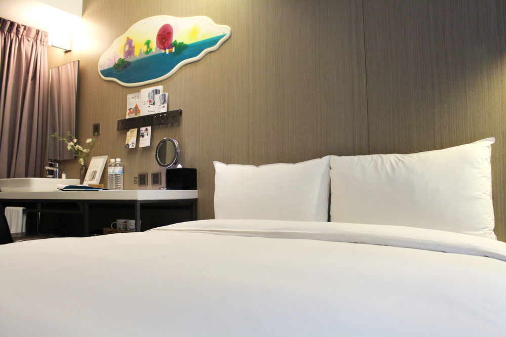 Hotelday Taichung Buitenkant foto